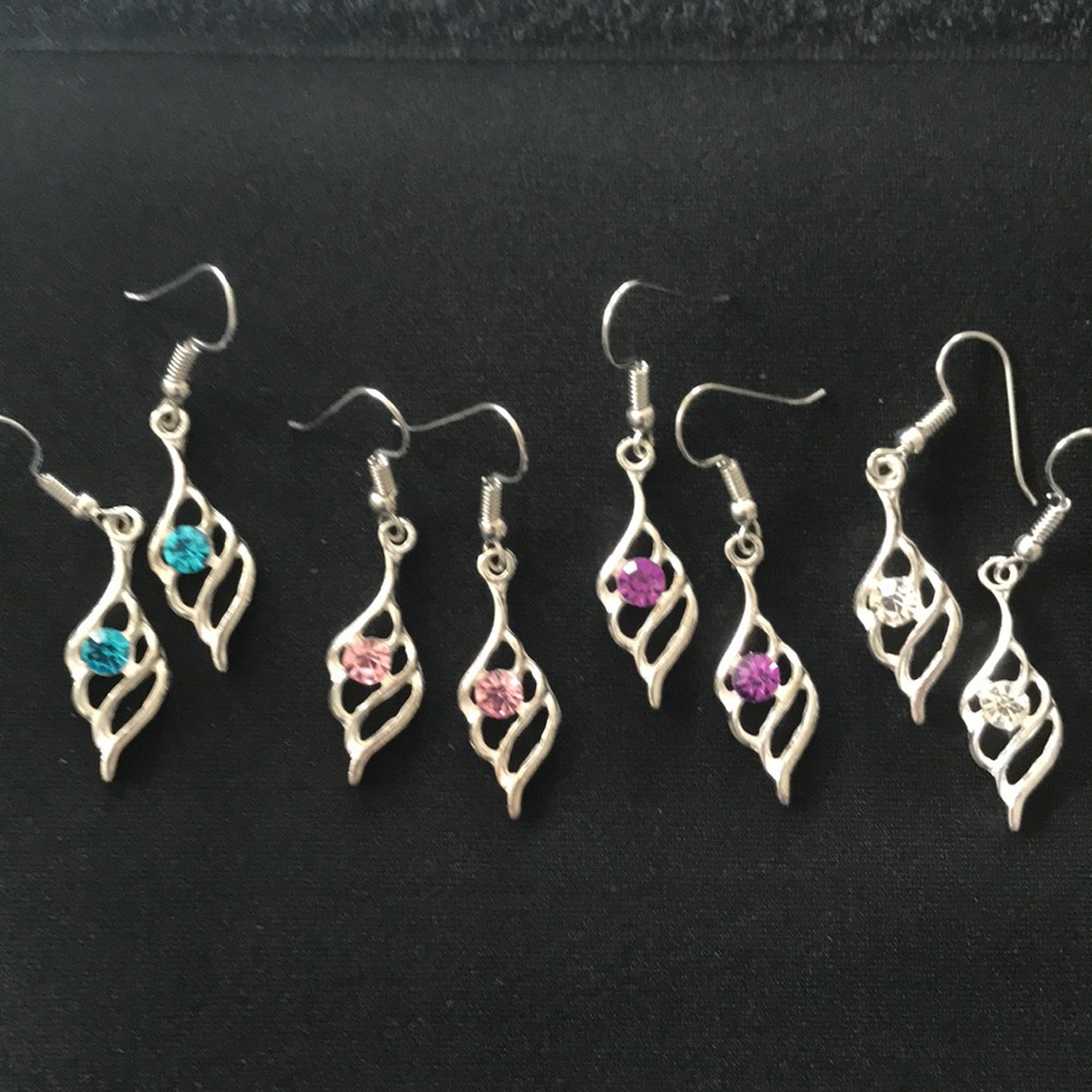 Donated - Crystal rhinestone earrings